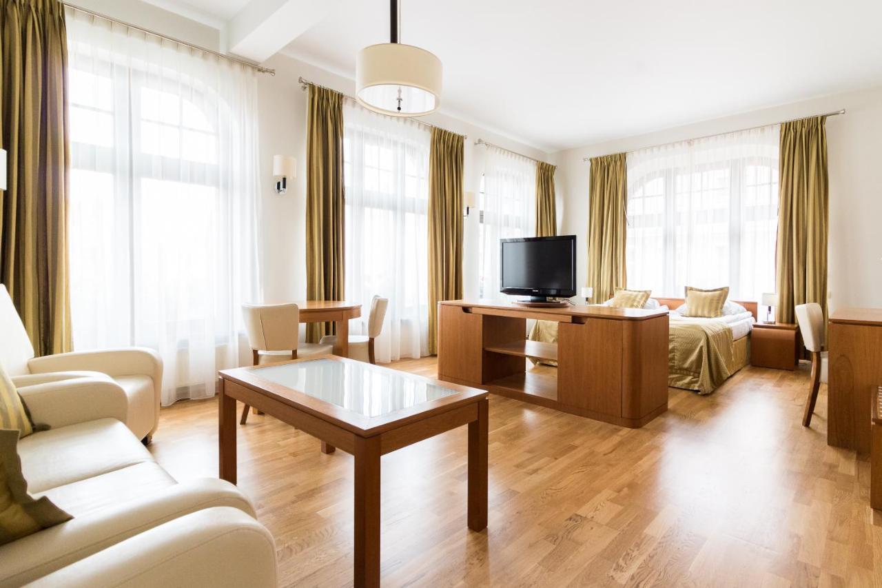 Hotel Vabank Golub-Dobrzyń Eksteriør bilde